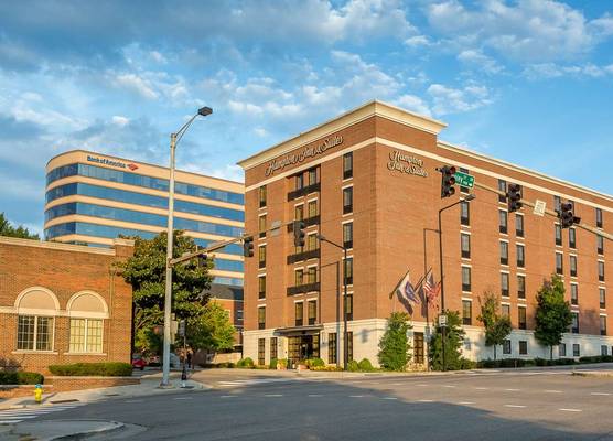 Hampton Inn & Suites Knoxville-Downtown, TN 1