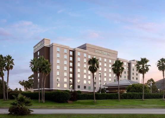 DoubleTree by Hilton San Francisco Airport North Bayfront 1