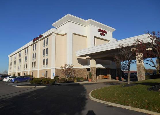 Hampton Inn Columbus-Airport 1