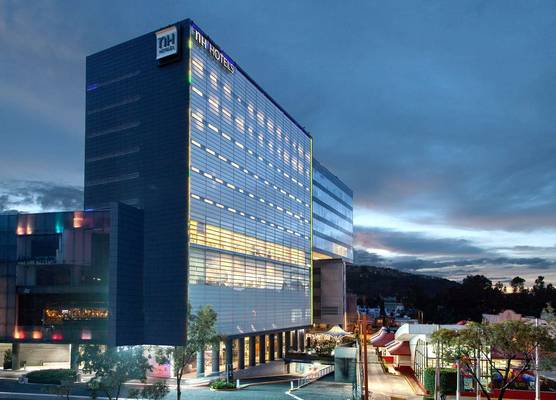 NH Mexico City Valle Dorado 1