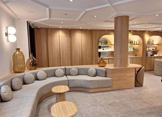 Mercure Paris Arc de Triomphe Wagram 1