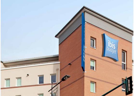 ibis budget Mantes-la-Jolie Sully 1