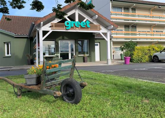 greet Hotel Belleville en Beaujolais A6 1