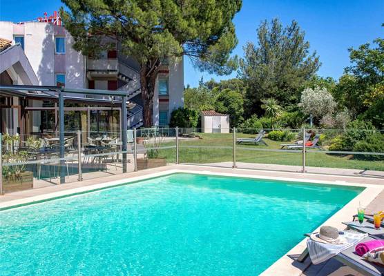 ibis Salon de Provence 1
