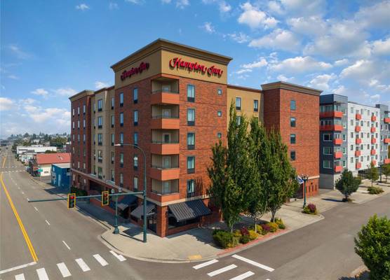 Hampton Inn Seattle/Everett 1