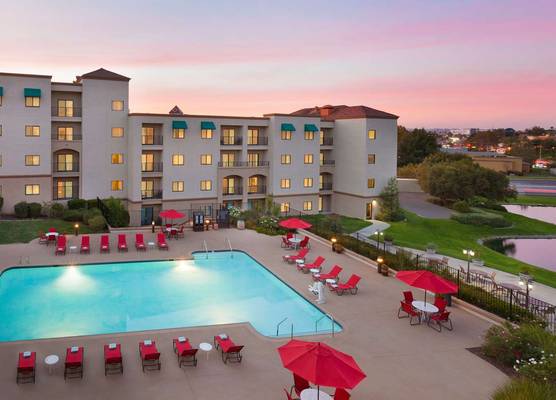Embassy Suites by Hilton Temecula Valley Wine Country 1