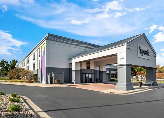 Spark By Hilton Stevensville 1