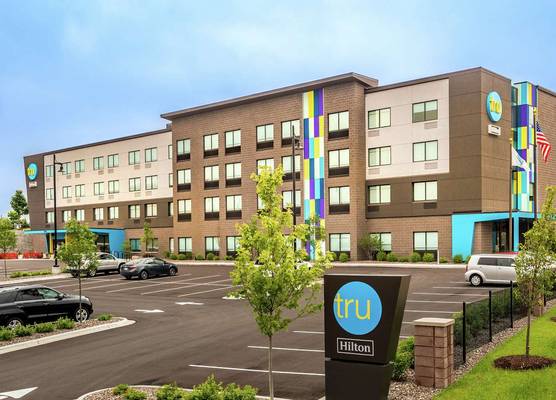 Tru By Hilton Madison West 1