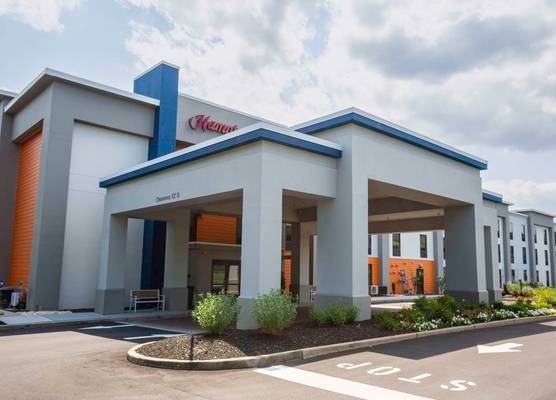 Hampton Inn East Windsor 1