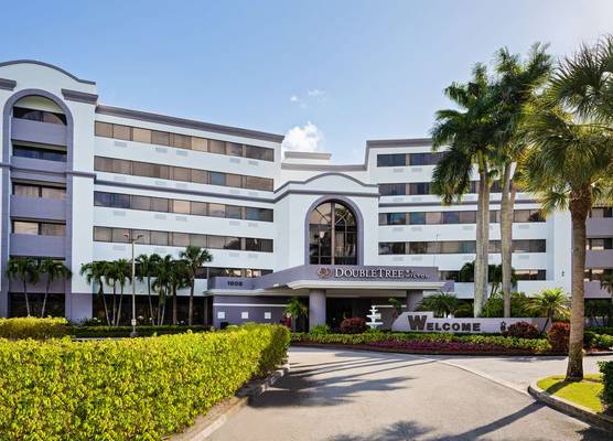 DoubleTree by Hilton West Palm Beach Airport 1