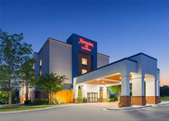Hampton Inn Farmville 1
