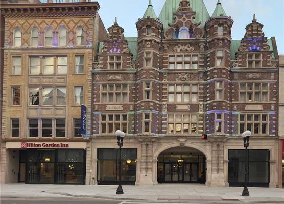 Hilton Garden Inn Dayton Downtown 1