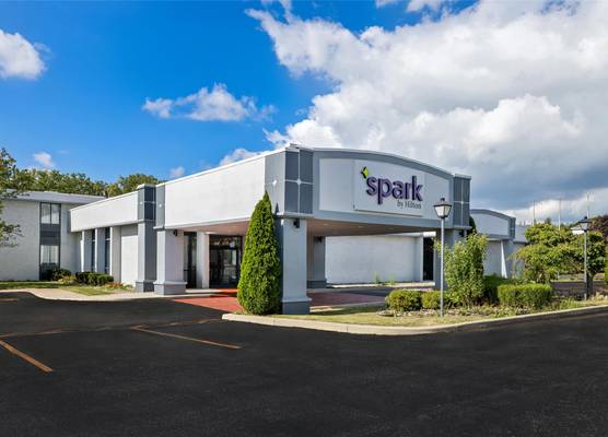Spark by Hilton Lockport 1