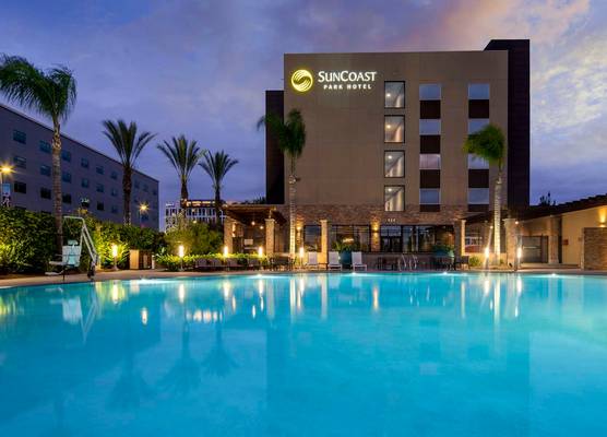 SunCoast Hotel Anaheim, Tapestry Collection by Hilton 1