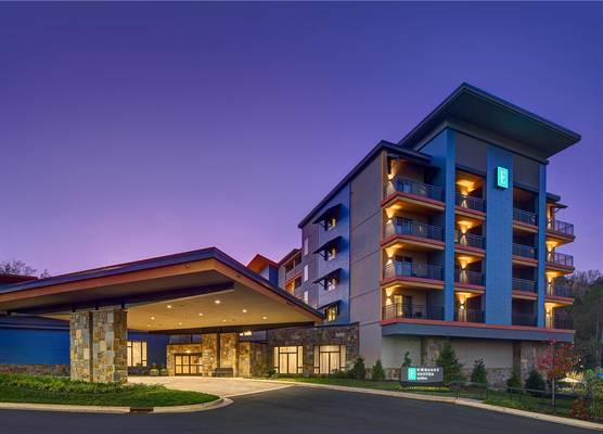 Embassy Suites By Hilton Gatlinburg Resort 1