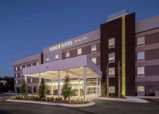 Home2 Suites By Hilton Jacksonville Airport 1
