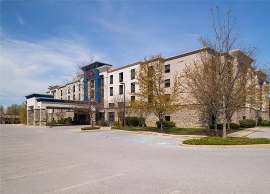 Hampton Inn & Suites Chadds Ford 1