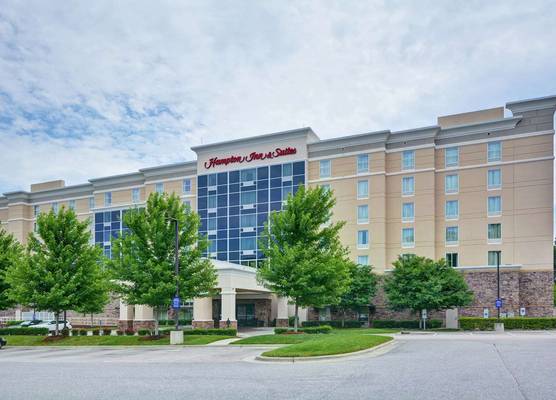 Hampton Inn & Suites Raleigh/Crabtree Valley 1