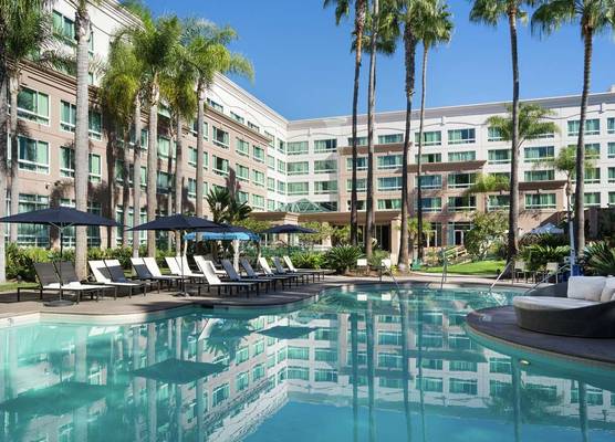 DoubleTree by Hilton San Diego/Del Mar 1