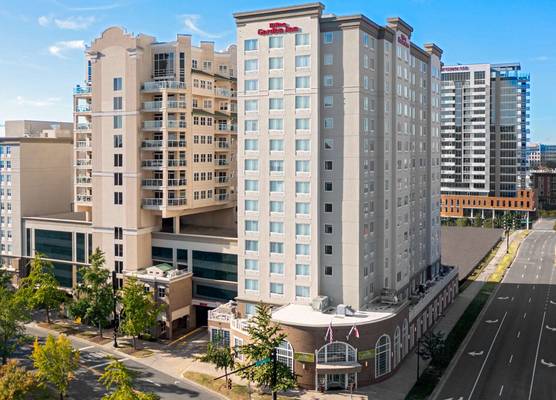 Hilton Garden Inn Charlotte Uptown 1