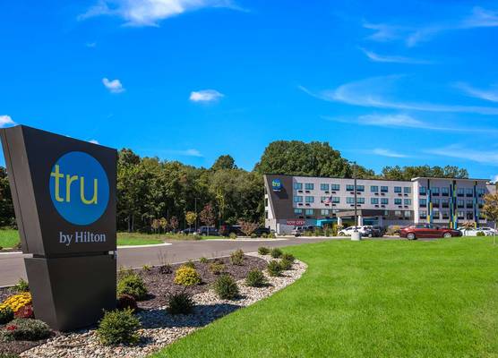 Tru By Hilton Saint Joseph 1