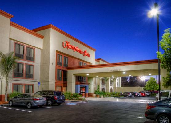Hampton Inn Fremont 1