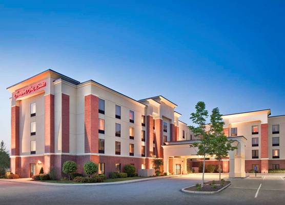 Hampton Inn & Suites Providence/Smithfield 1