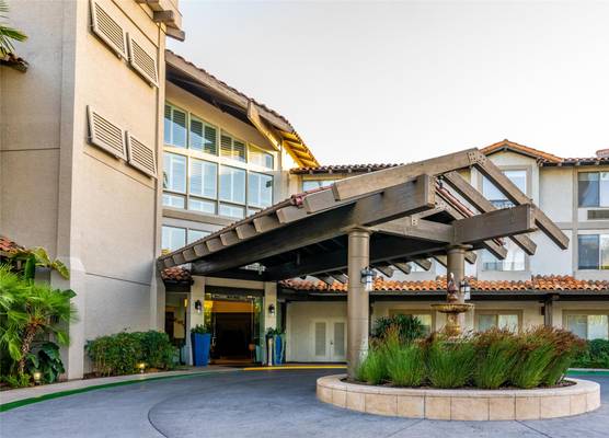 DoubleTree by Hilton Campbell - Pruneyard Plaza 1