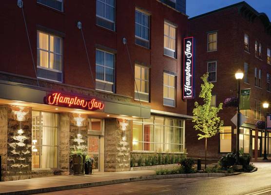 Hampton Inn, St. Albans Vt 1