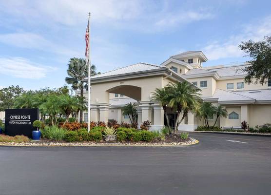 Hilton Vacation Club Cypress Pointe Orlando 1