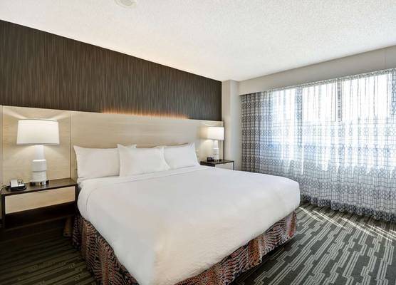 Embassy Suites by Hilton Charlotte 1