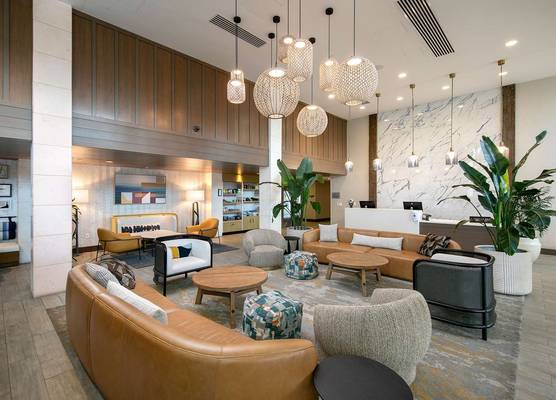 Inn at the Pier Pismo Beach, Curio Collection by Hilton 1