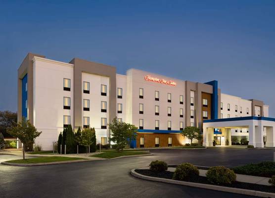 Hampton Inn & Suites York South 1
