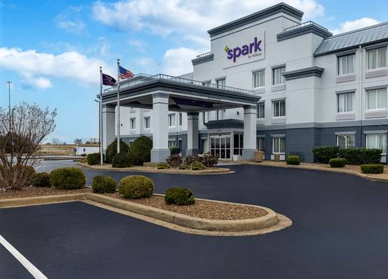 Spark by Hilton Evansville East 1