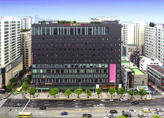 Ibis Ambassador Suwon 1