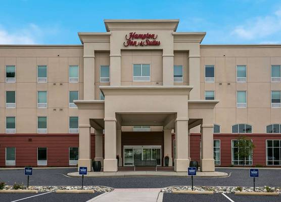 Hampton Inn & Suites Wilmington Christiana 1