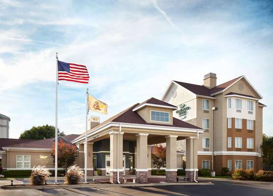 Homewood Suites by Hilton Champaign-Urbana 1