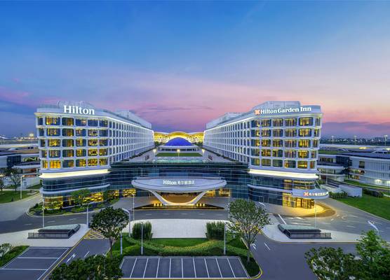 Hilton Garden Inn Guangzhou Baiyun Airport Terminal 3 1