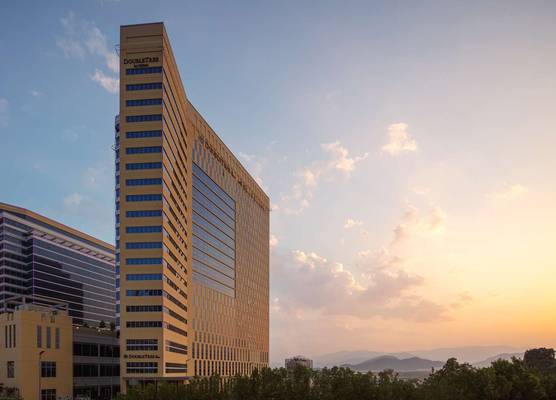 Doubletree By Hilton Fujairah City 1