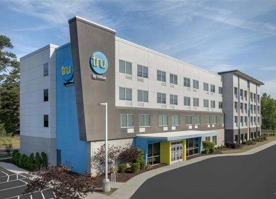 Tru by Hilton Fayetteville I-95 1