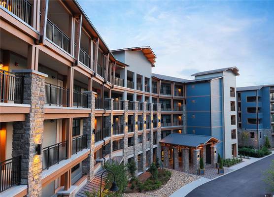 Hilton Vacation Club Mill Springs Lodge Pigeon Forge 1