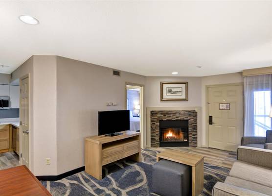 Homewood Suites by Hilton Windsor Locks Hartford 1