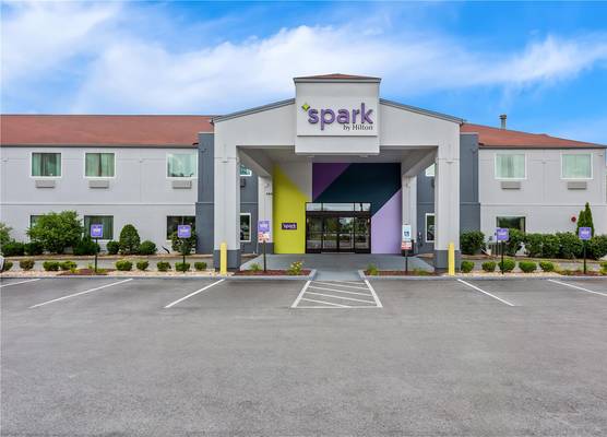 Spark By Hilton Oak Forest I-57 1