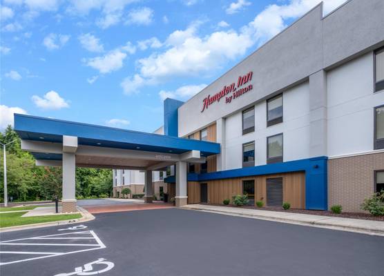 Hampton Inn Sanford 1