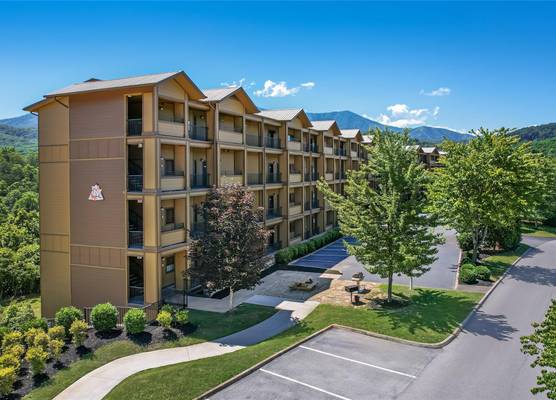Hilton Vacation Club MountainLoft Gatlinburg 1
