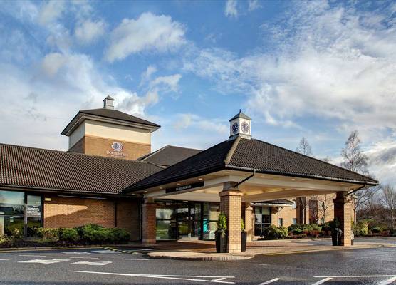 DoubleTree by Hilton Edinburgh Airport 1