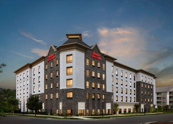 Hampton Inn & Suites Charlotte Steele Creek Road, NC 1