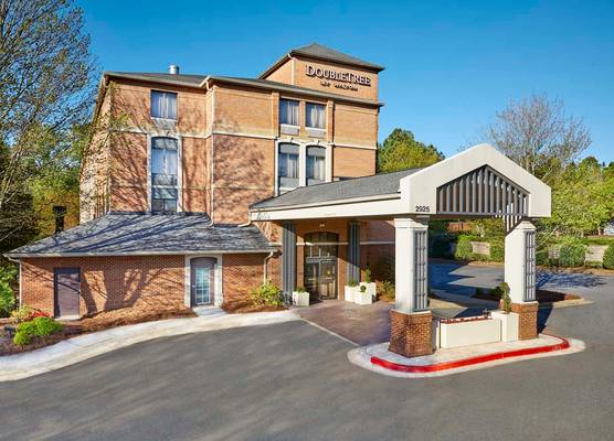 DoubleTree by Hilton Atlanta - Alpharetta 1
