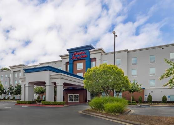 Hampton Inn & Suites Atlanta Airport West/Camp Creek Pkwy 1