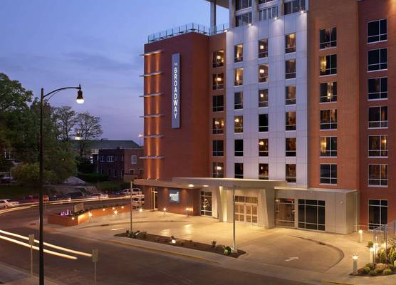 The Broadway Columbia - a DoubleTree by Hilton 1